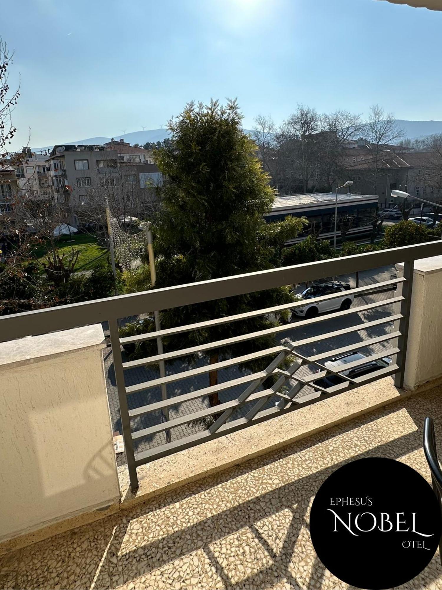 Ephesus Nobel Otel Selçuk Bagian luar foto