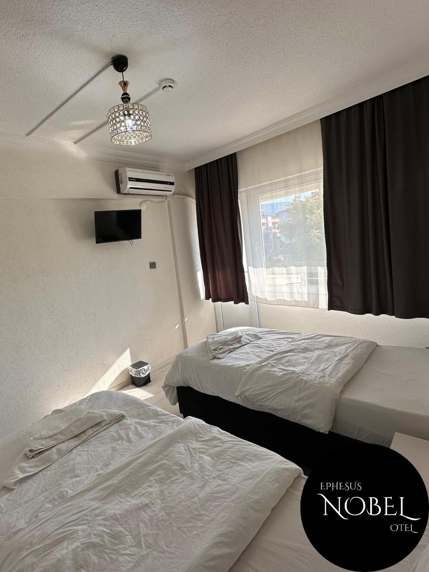 Ephesus Nobel Otel Selçuk Bagian luar foto