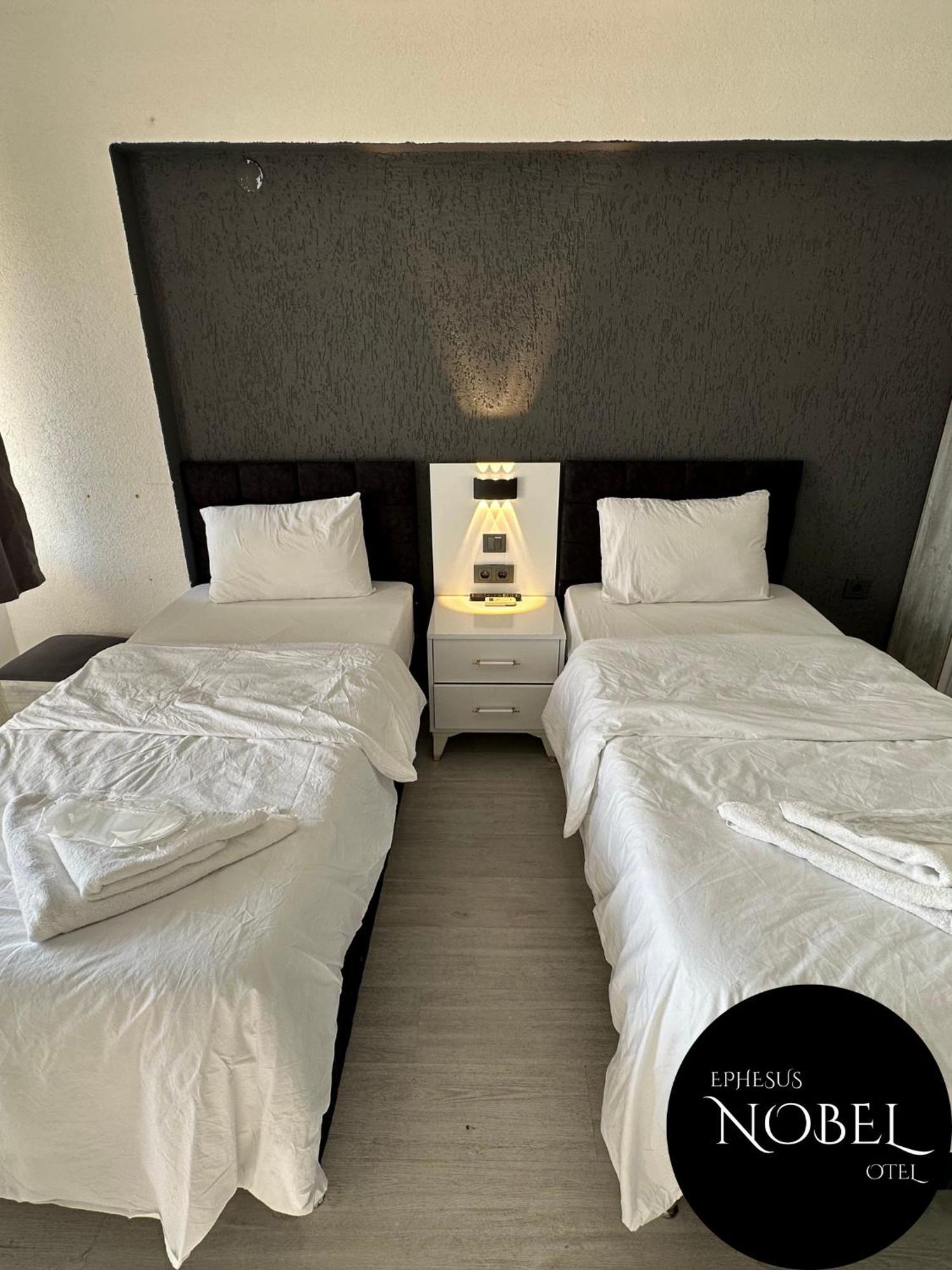 Ephesus Nobel Otel Selçuk Bagian luar foto