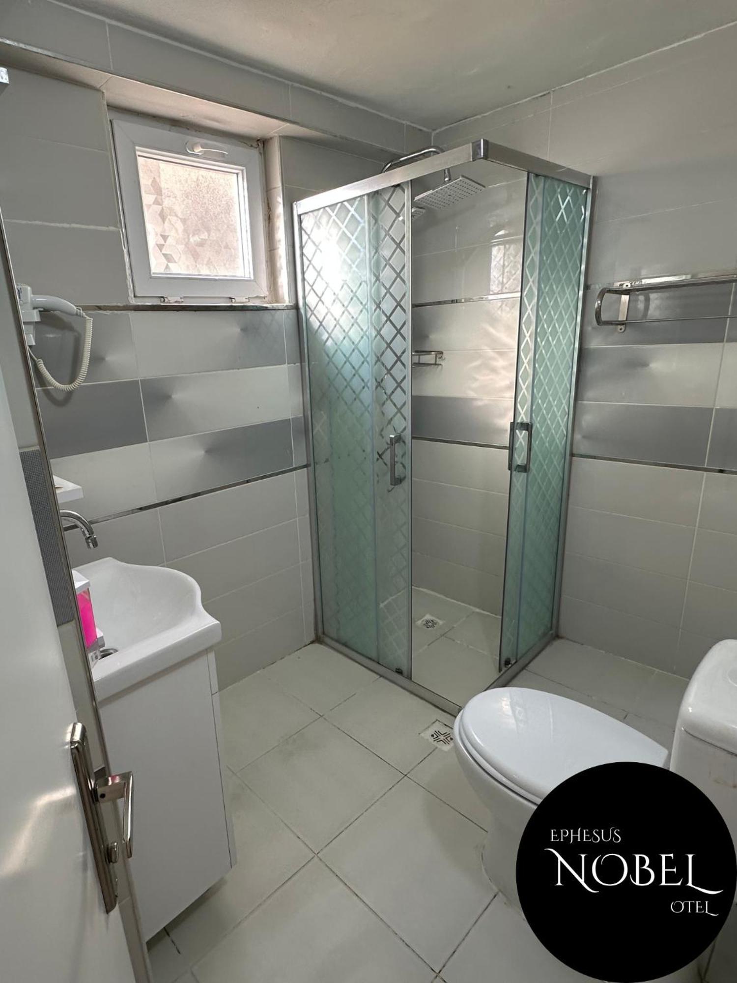 Ephesus Nobel Otel Selçuk Bagian luar foto