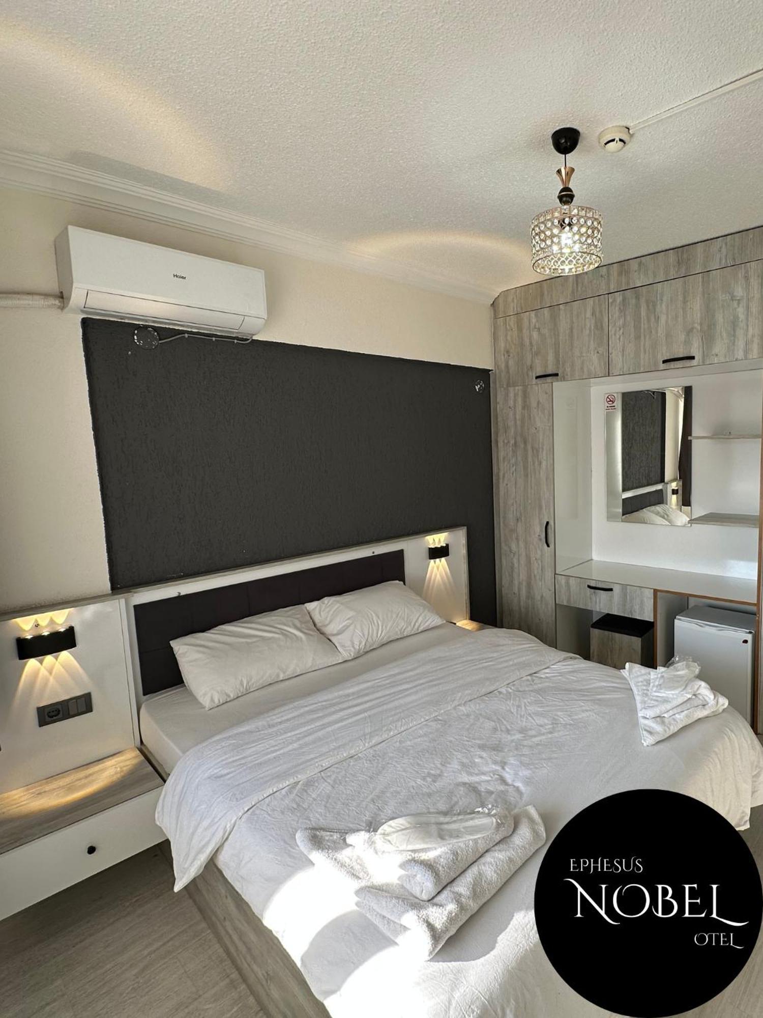 Ephesus Nobel Otel Selçuk Bagian luar foto