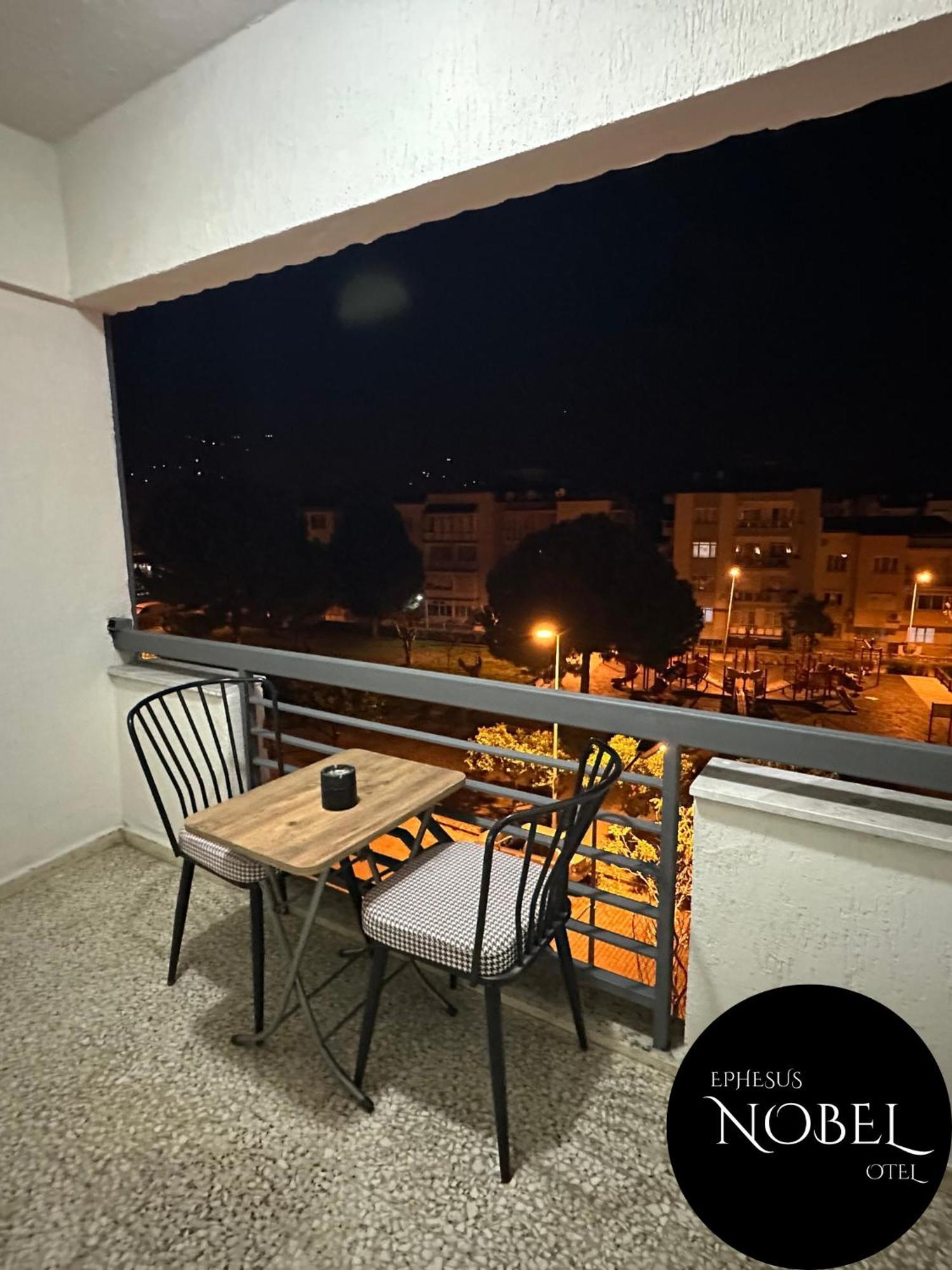 Ephesus Nobel Otel Selçuk Bagian luar foto