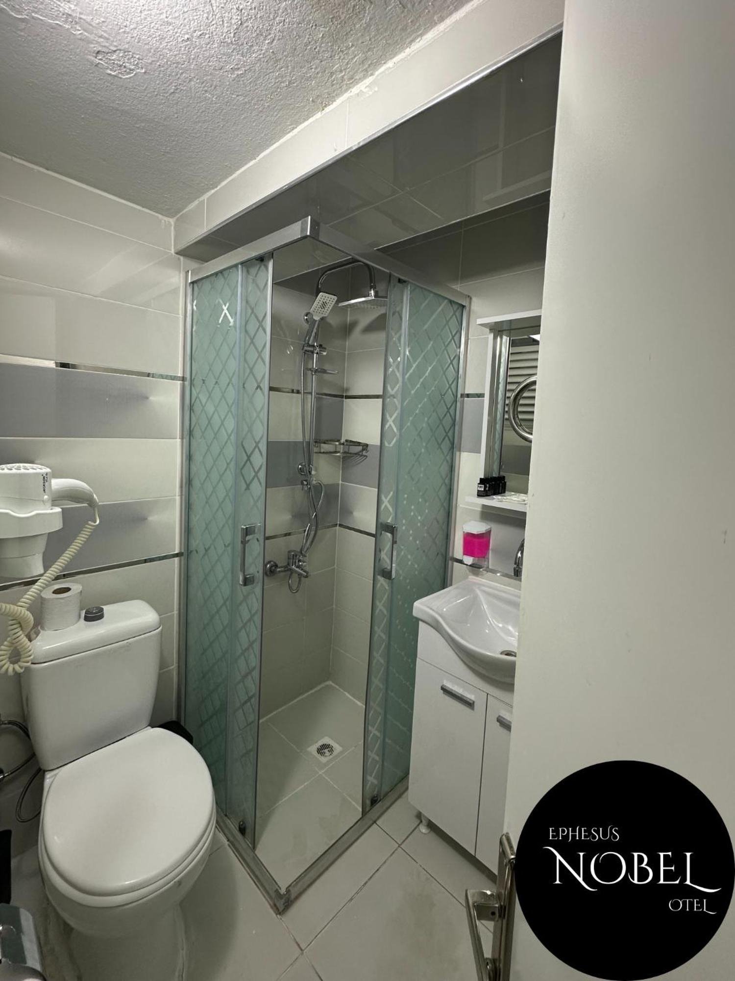 Ephesus Nobel Otel Selçuk Bagian luar foto